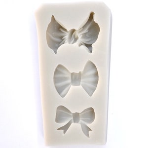 BOW VARIETY MOLD, Silicone Fondant Mold, Chocolate Mold, Cupcake Decorating Tools, Cheerleader Theme, Pretty Bows Mold, Resin Mold, Clay