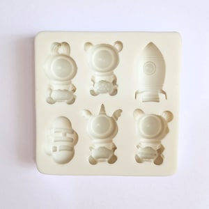 SPACE ANIMALS MOLD, Unicorn, Bunny, Bear Astronaut Mold, Rocket Mold, Fondant Mold, Kids Birthday Cake Decoration, Cute Animals Mold, Shapem