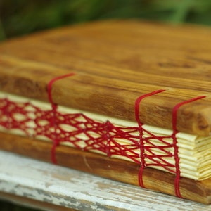 Wooden Sketchbook, Unique Sketchbook, Gift for artists, Rustic Sketchbook, Painter&#39;s gift, Vegan Sketchbook, Hard cover sketchbook,
