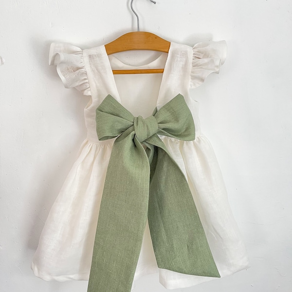 robe de demoiselle d'honneur lait, robe en lin lait pour fille, robe de demoiselle d'honneur enfant en bas âge avec noeud vert sauge, robe de demoiselle d'honneur bohème