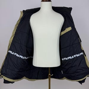 Chaqueta FILA SKI vintage, ropa deportiva oversize, chaqueta de rap negra de invierno, estilo snowboard, talla 2XL imagen 6
