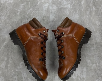 Botas de senderismo/montañismo Raichle Vintage de cuero marrón Gorpcore Suiza Talla 6 M Ancho medio 6400 / 50