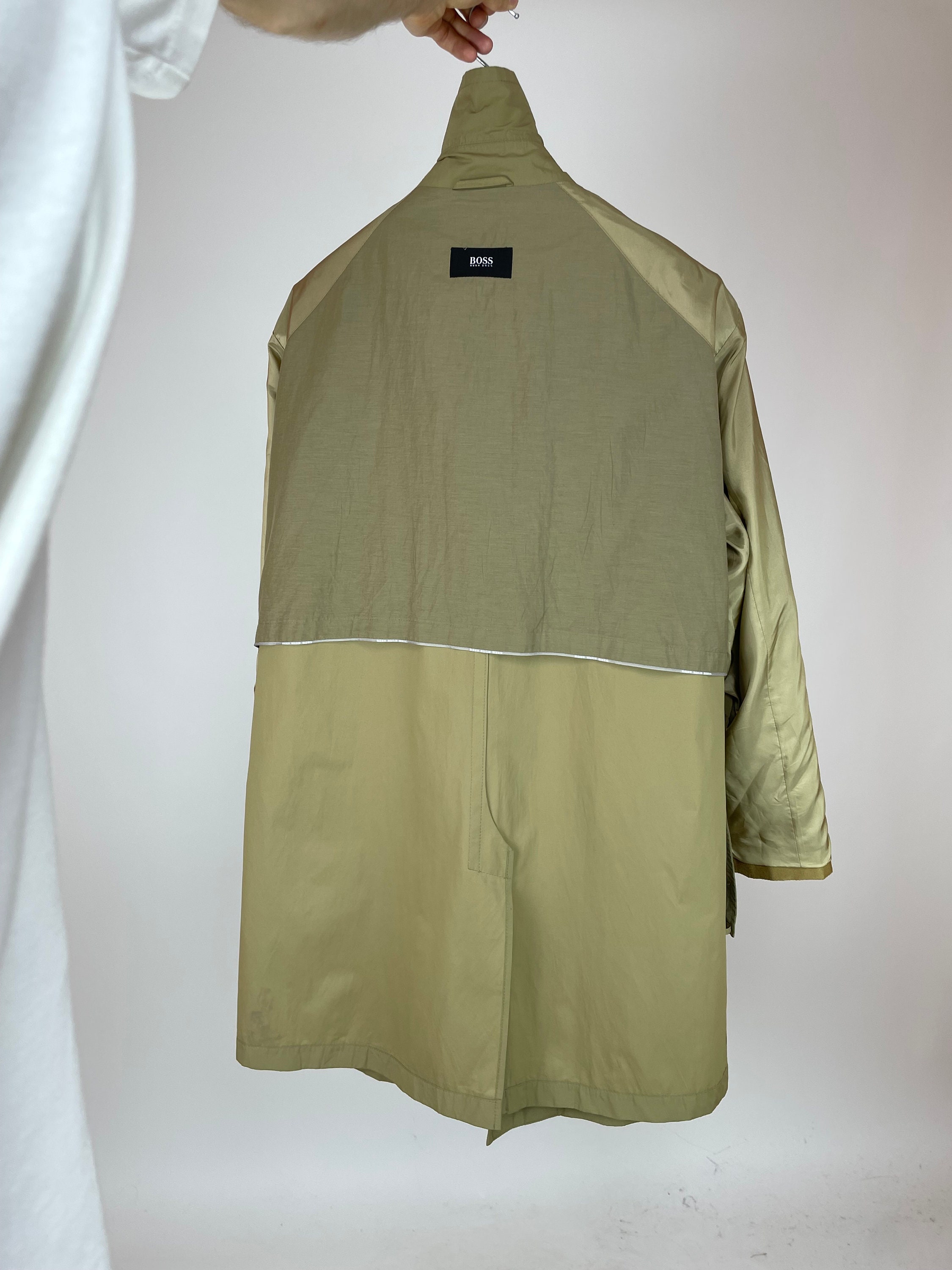 Trench-coat Homme Hugo Boss - Taille US XL / IT 54, Couleur Pierre Grise, Neuf Avec étiquettes