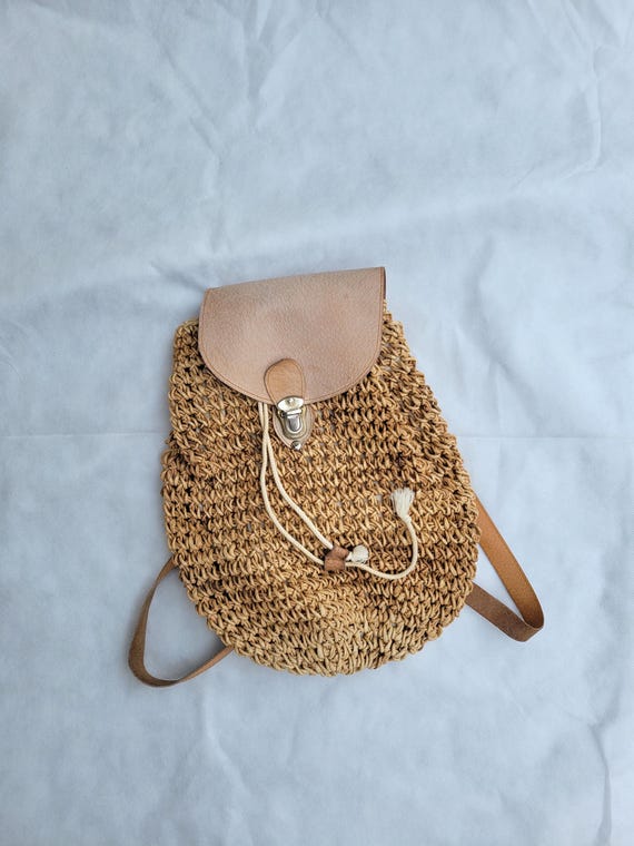 Crown Vintage Wicker Backpack Design Purse Leather Strap  display picture 3