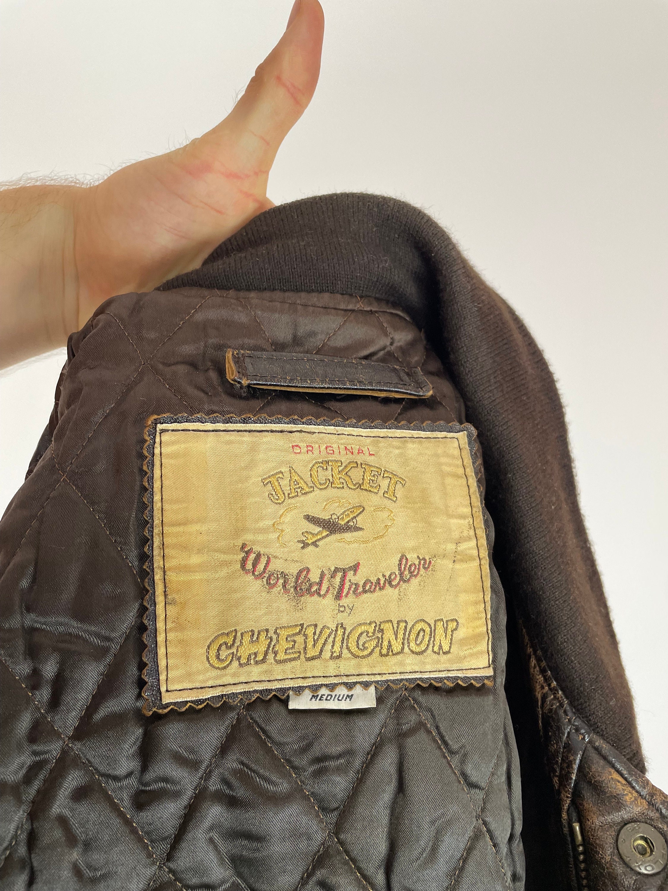 CHEVIGNON Leather Jacket Vintage World Travel Mens Size Medium