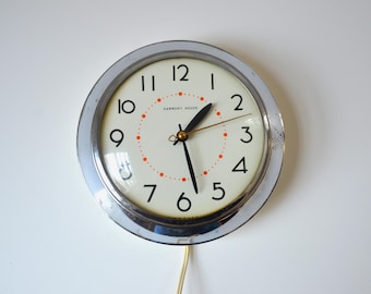 Vintage Mid-Century Electric 7&quot; chrome Wall Clock by  by Harmony House, Kitchen, 1960s, USA