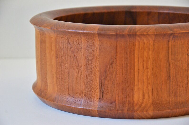 Danish Modern Teak 12 Staved Wooden Bowl by Digsmed, Denmark image 4