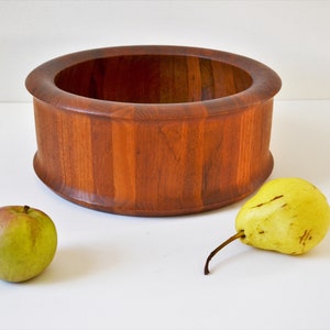 Danish Modern Teak 12 Staved Wooden Bowl by Digsmed, Denmark image 1