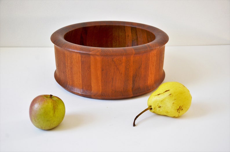 Danish Modern Teak 12 Staved Wooden Bowl by Digsmed, Denmark image 1