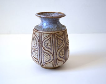 Vintage Susan Brown Freeman Stoneware Studio Pottery Vase in Lavender Salt Glaze, Alabama