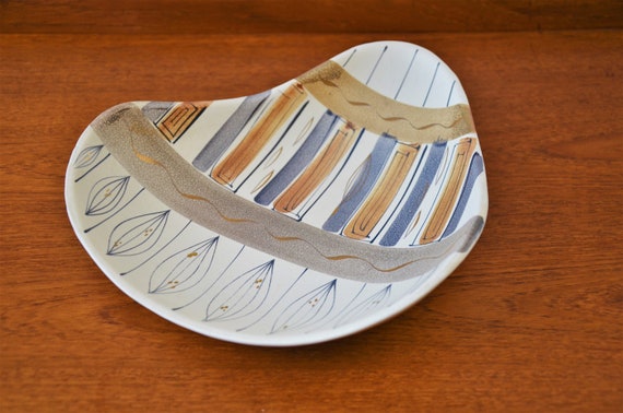 Sascha Brastoff Vintage Mid-century Modern Organic Shaped Ceramic Dish With  Hand Painted Design -  Canada