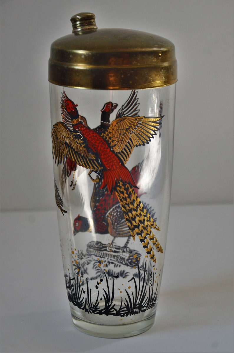 Vintage Glass Cocktail Shaker with Pheasant Graphics, Retro Barware image 5