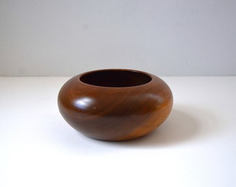 Vintage Artisan Handmade Organic Modern Low Oval Wood Bowl, 8"