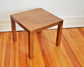 Mid-Century Modern Small Parsons Cocktail Table in Walnut by Lane Furniture, 1975
