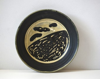 Vintage Mid Century Studio Art Pottery Decorative Wall Plate with Abstract Design, Holland