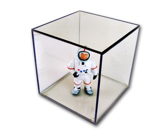 Clear Acrylic Cube Box with Clear Base