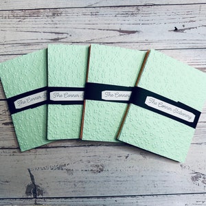 Ein Satz von 16 Stück gemischten Muster Prägekarton Papier. Journal Zubehör, Scrapbook Zubehör, Bujo Papier, geprägtes Papier.