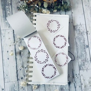 Flower wreath paper memo pad for junk journal | Small floral wreath memo pad for scrapbook | Floral wreath ephemera | Paper stationery