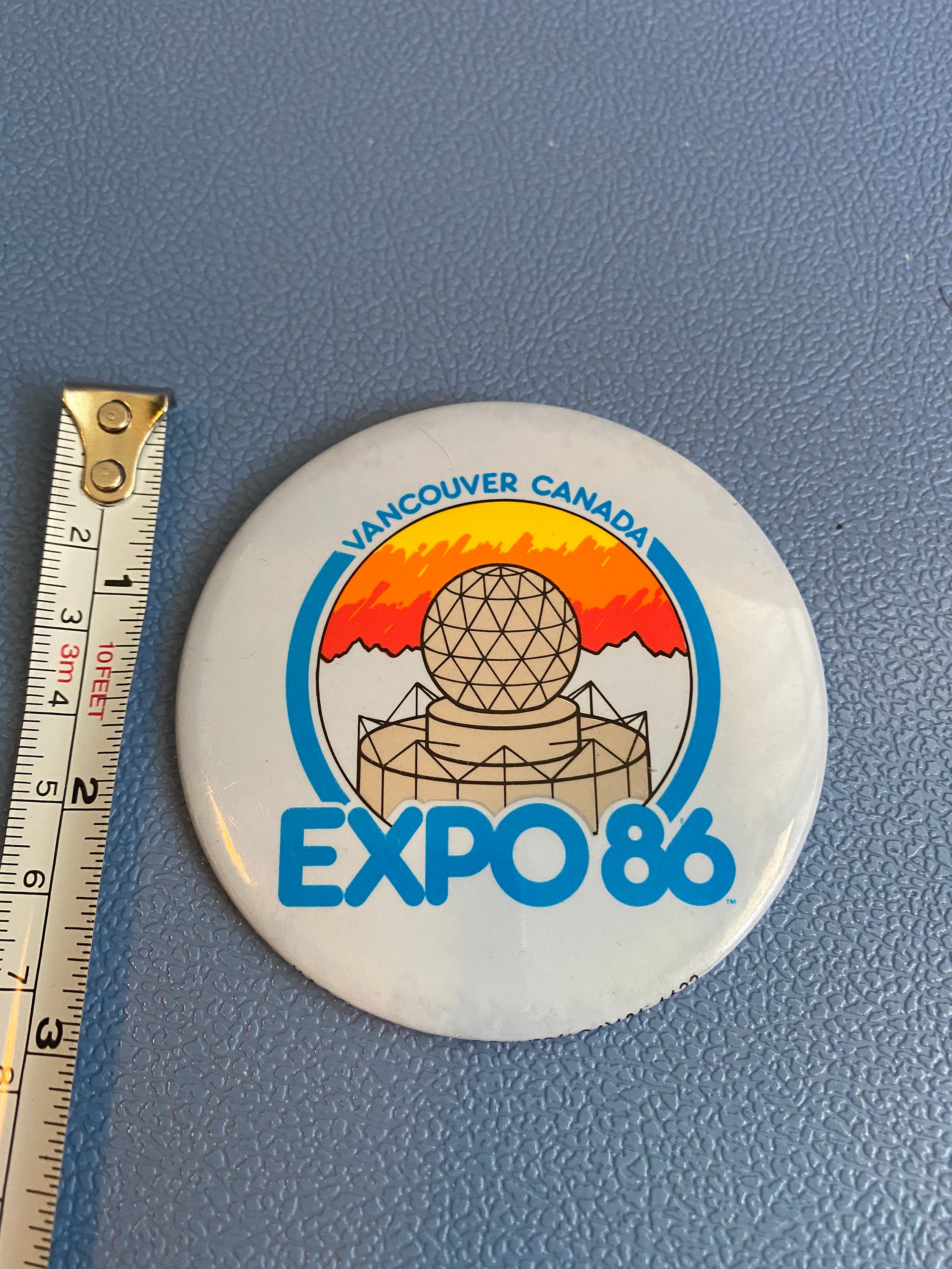 EXPO 86 世界66カ国のピンバッジ EXPO 86 世界66カ国のピンバッジ