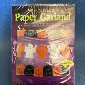 Vintage Fun World Halloween Tissue Garland NOS Sealed Holiday 9 Foot 3D #9349 Bats Ghosts Collectible Rare 1990s 2000s