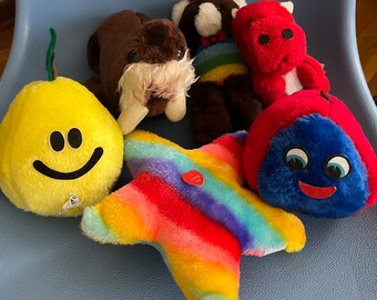 Vintage 1970s 1980s Plush Toy Lot Collectible 80s kid Stuffed Animal Dan Brechner Fun World Capitol Rainbow Star Bear Vest Pear Hippo Walrus