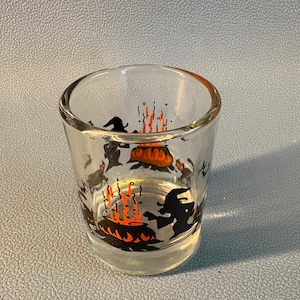 Vintage Halloween-Votivkerzen-Schnapsglas mit orange-schwarzem Dekor, 6,35 cm (2,5 Zoll), Kessel, Hexe, Mond, gruseliges Deko-Objekt