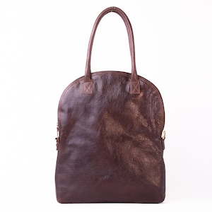 Sac fourre-tout de luxe à rabat en cuir marron avec bretelles