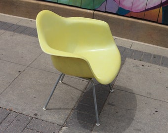 Vintage Eames Herman Miller Lemon Yellow Fiberglass Armshell Chair