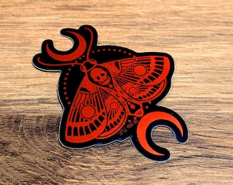 Pegatina de polilla metálica roja y negra: vinilo estilo tatuaje espeluznante