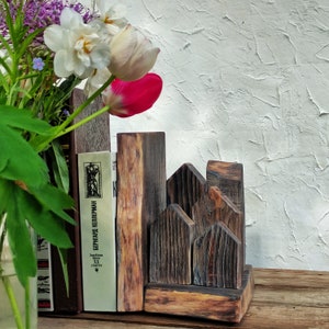 Natural wooden rustic bookend, Booklovers gift, Reclaimed wood bookend, Unique wooden bookend, Home library decoration, Natural Wood Bookend
