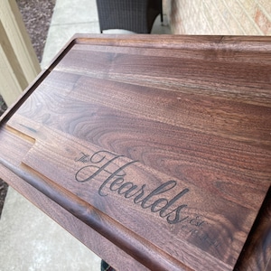 Infanti Brisket Board – Solid Walnut Carving Board with Deep Juice Groove