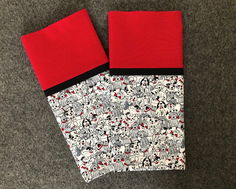 Dog Lovers Pillowcase FullQueen Set of 2