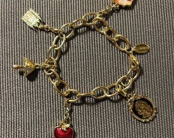 Disney Snow White Limited Edition Charm Bracelet Goldtone