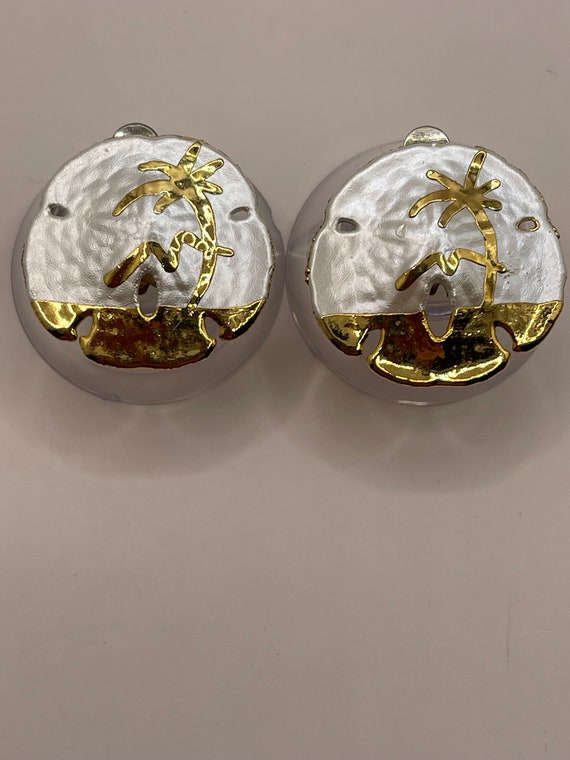 Gold Dipped Sand Dollar Earrings - image 4