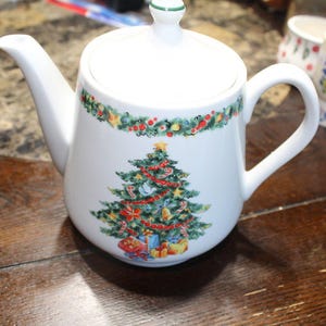 Corelle Corning Christmas Joy 6 Tassen Teekanne Go With von Robinson Group Design