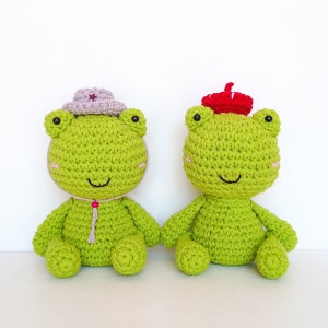 Frog in a Hat Crochet Pattern Amigurumi