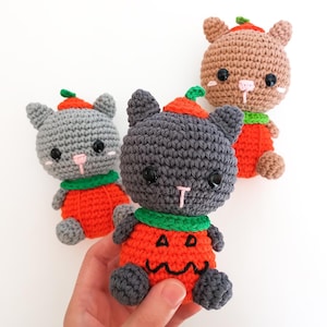 Kit the Pumpkin Cat Amigurumi Crochet Pattern