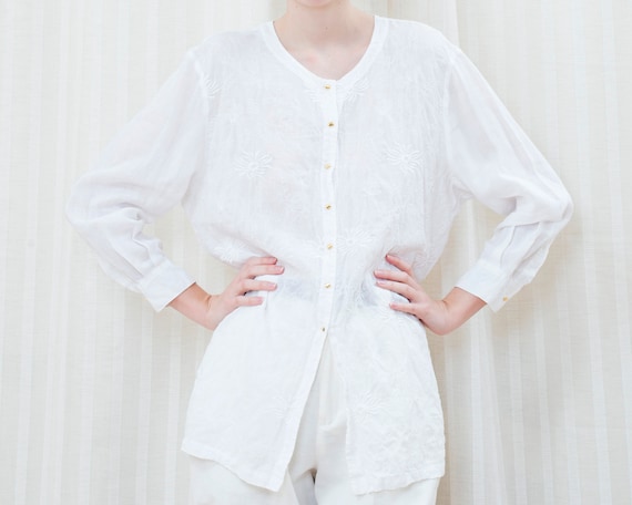 90s white linen blouse large | embroidered sheer t