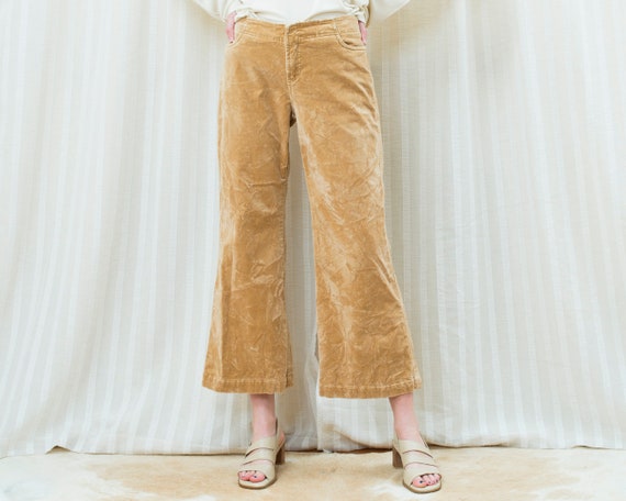 high waisted cropped khaki velvet straight leg trousers eddie bauer beige velvet preppy pants 90s tan velvet pants medium petite