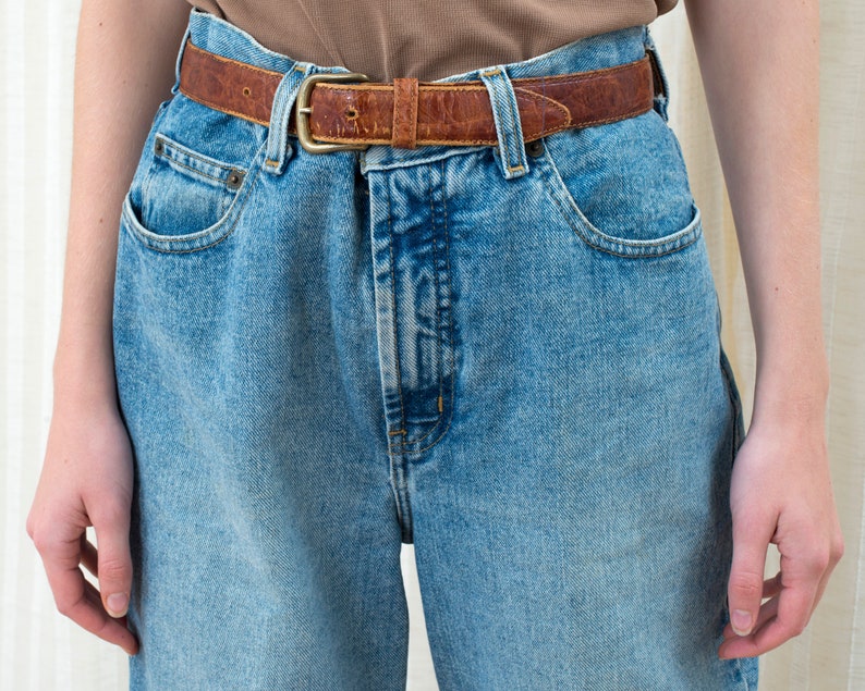 high waisted light wash tapered jeans 30 x 28 vintage limited blue jeans 30 90s classic slim fit minimal high rise minimalist jeans