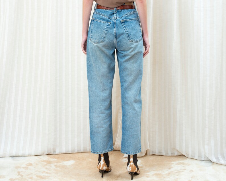 high waisted light wash tapered jeans 30 x 28 vintage limited blue jeans 30 90s classic slim fit minimal high rise minimalist jeans