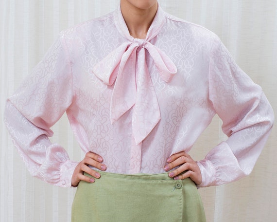 80s pink bow tie blouse | pale pink pussy bow puf… - image 2