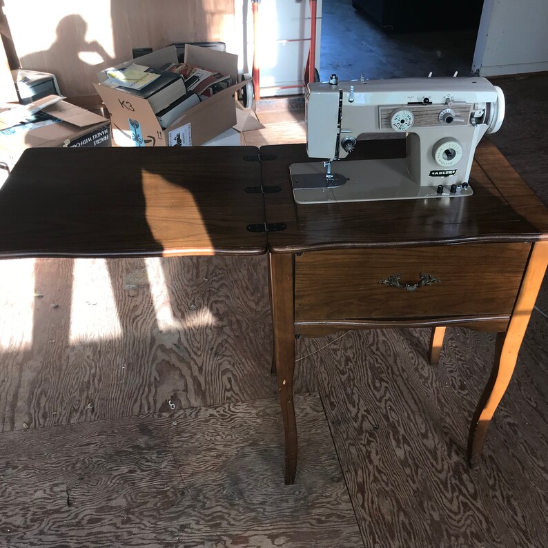 Vintage Adler Sewing Machine Model 800 With Built in Sewing Etsy