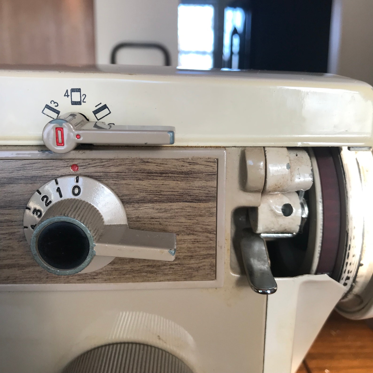 Vintage Adler Sewing Machine Model 800 With Built in Sewing Etsy