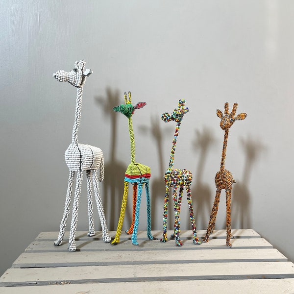 15'' South Africa Beaded Giraffe Handmade Beads & Wire Animal 12'' White Brown Mixed Bead Home Decor Housewarming Gift D3 box
