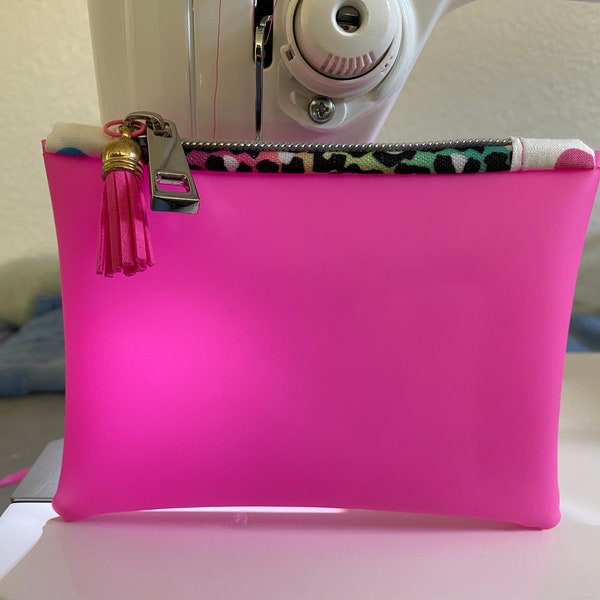Jelly vinyl zipper pouch, Pink Jelly vinyl, Rainbow Leopard zipper, Handmade