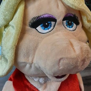 FAO Schwarz Miss Piggy Hand Puppet Disney Muppets Toy-R-Us | Etsy