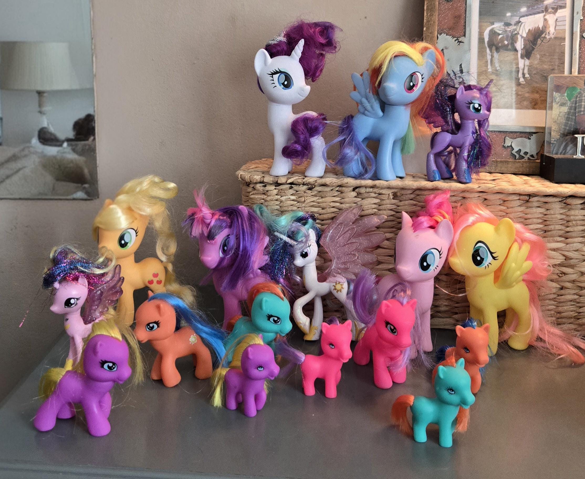 My Little Pony Lot - 2016 - Jumbo Lot of 17 MLP Horse Figure Lot