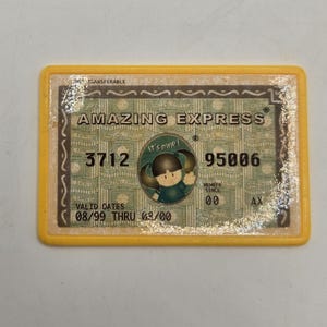 Carte de crédit simulée Amazing Express - Date d'expiration vintage du 09/08 au 08/00 - Faux American Express