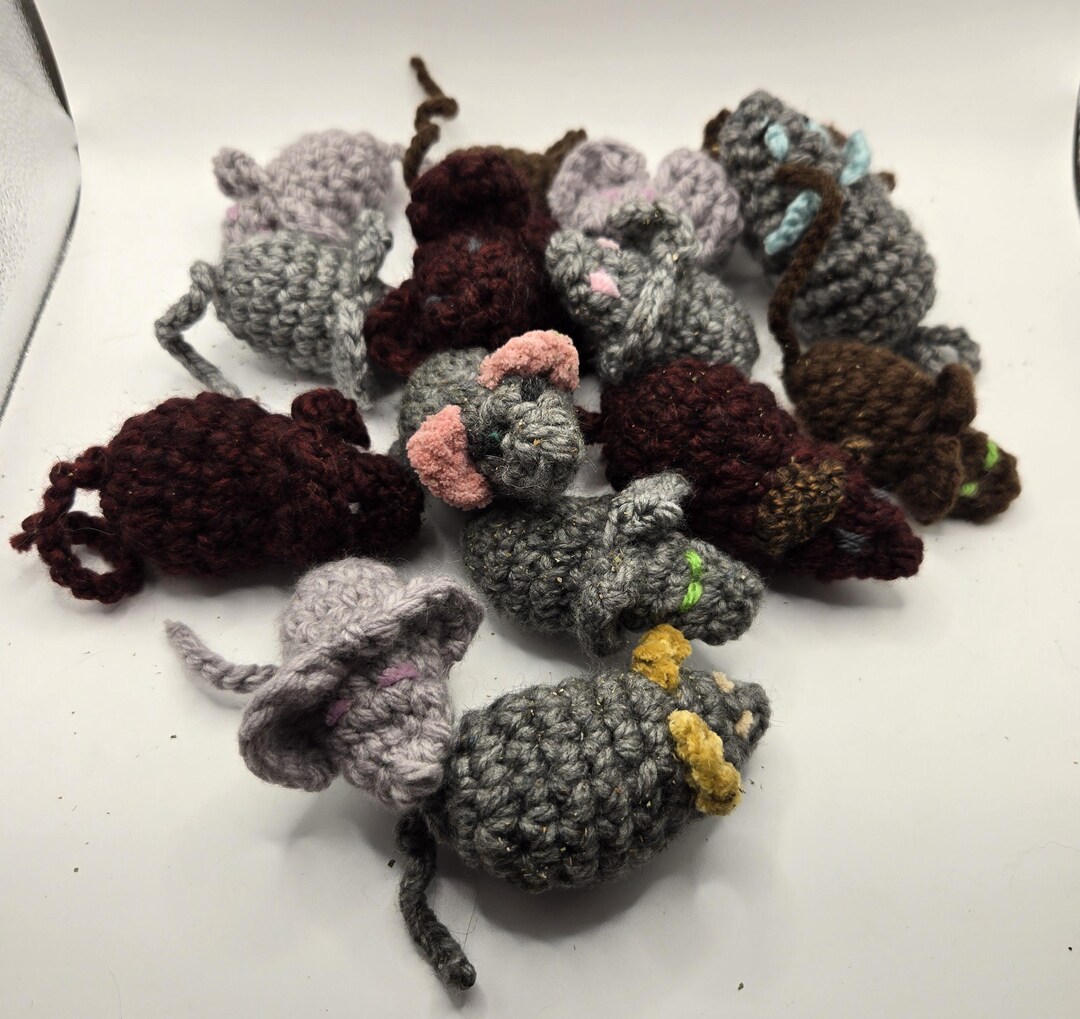 Crochet Catnip Mouse Toy – Sturdy Rattle Cat Toy - Handmade - Each is ...